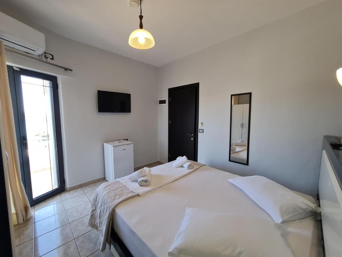 Hotel Ardiani Ksamil Buitenkant foto