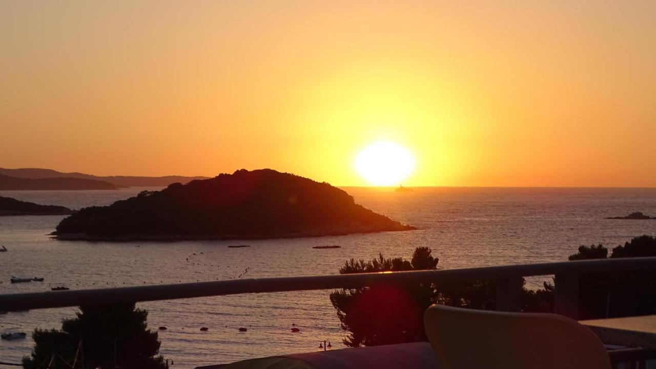 Hotel Ardiani Ksamil Buitenkant foto