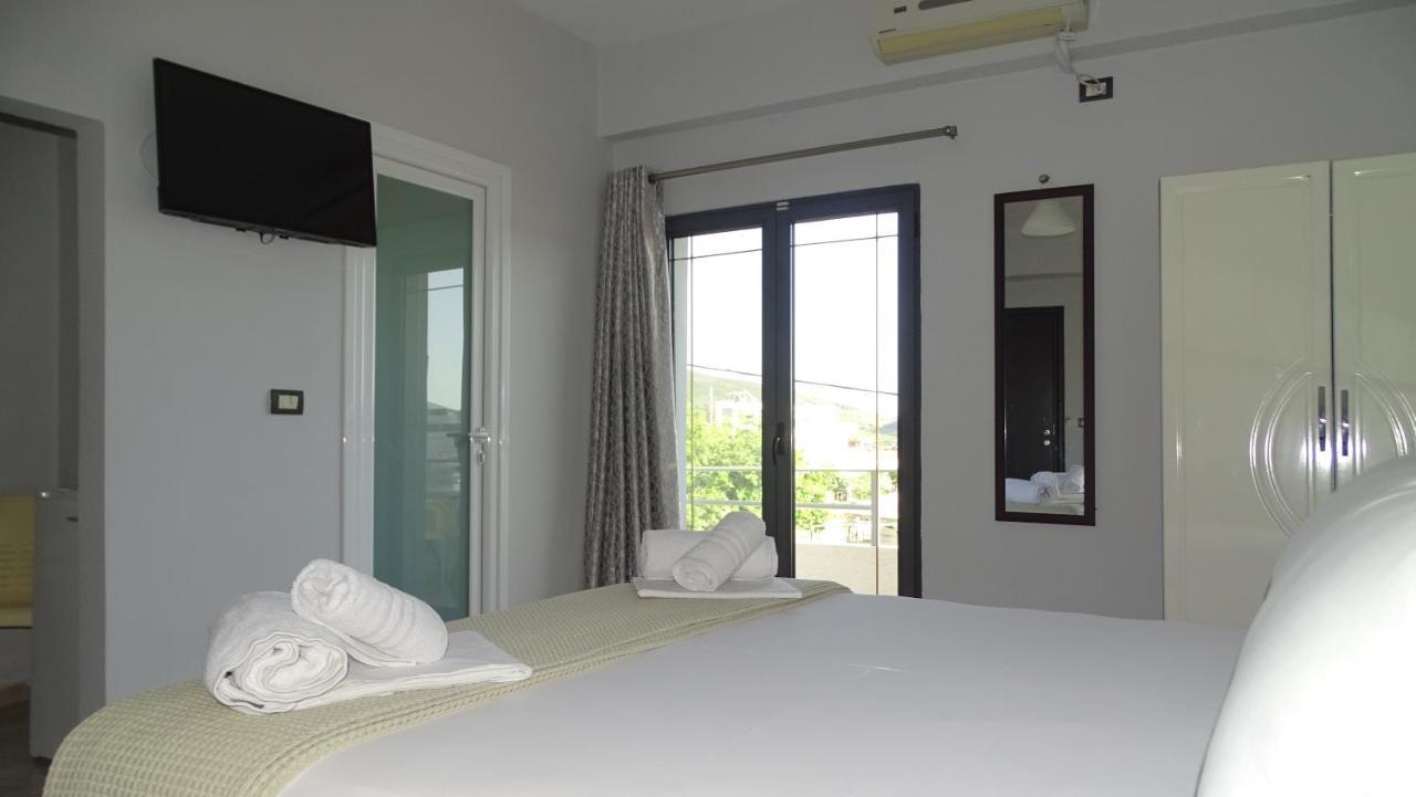 Hotel Ardiani Ksamil Buitenkant foto