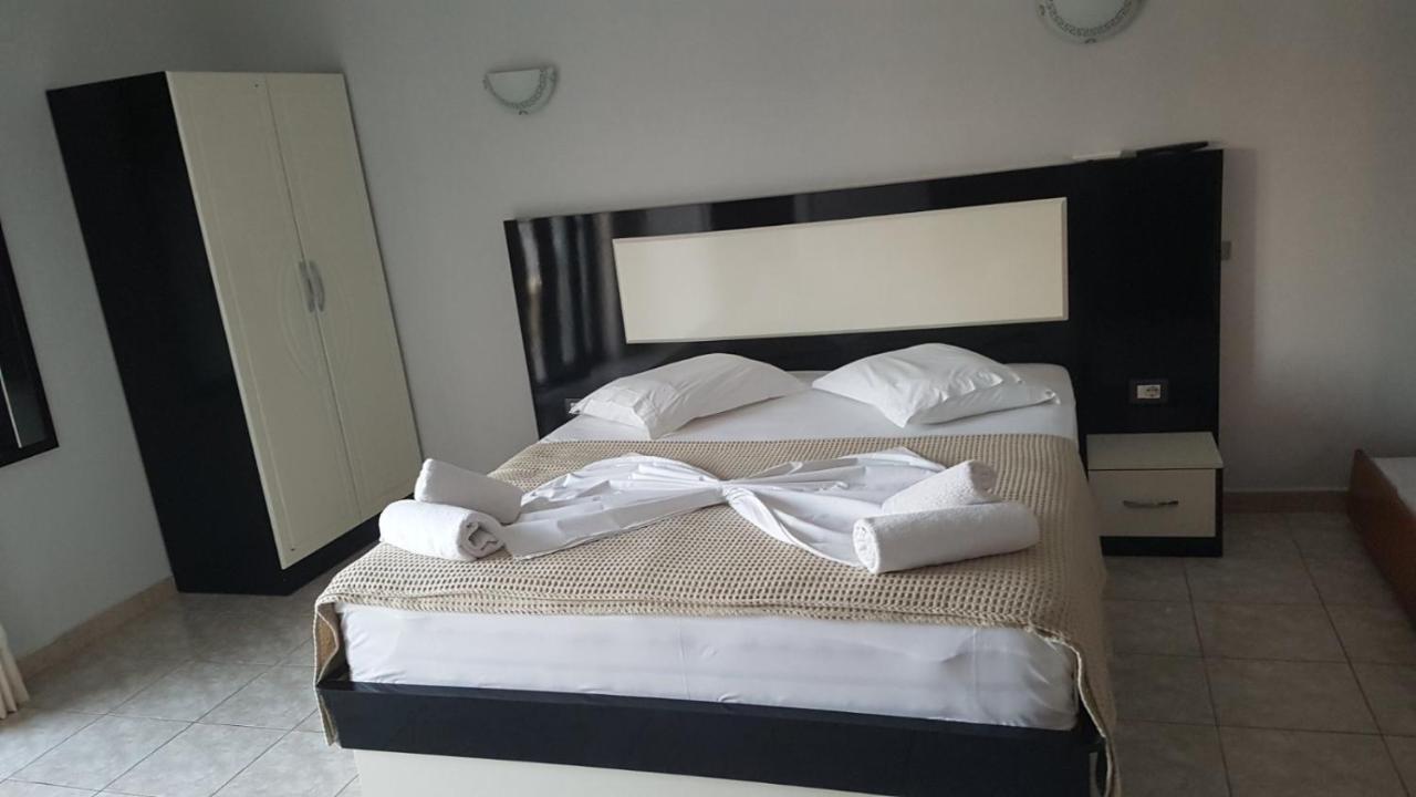 Hotel Ardiani Ksamil Buitenkant foto